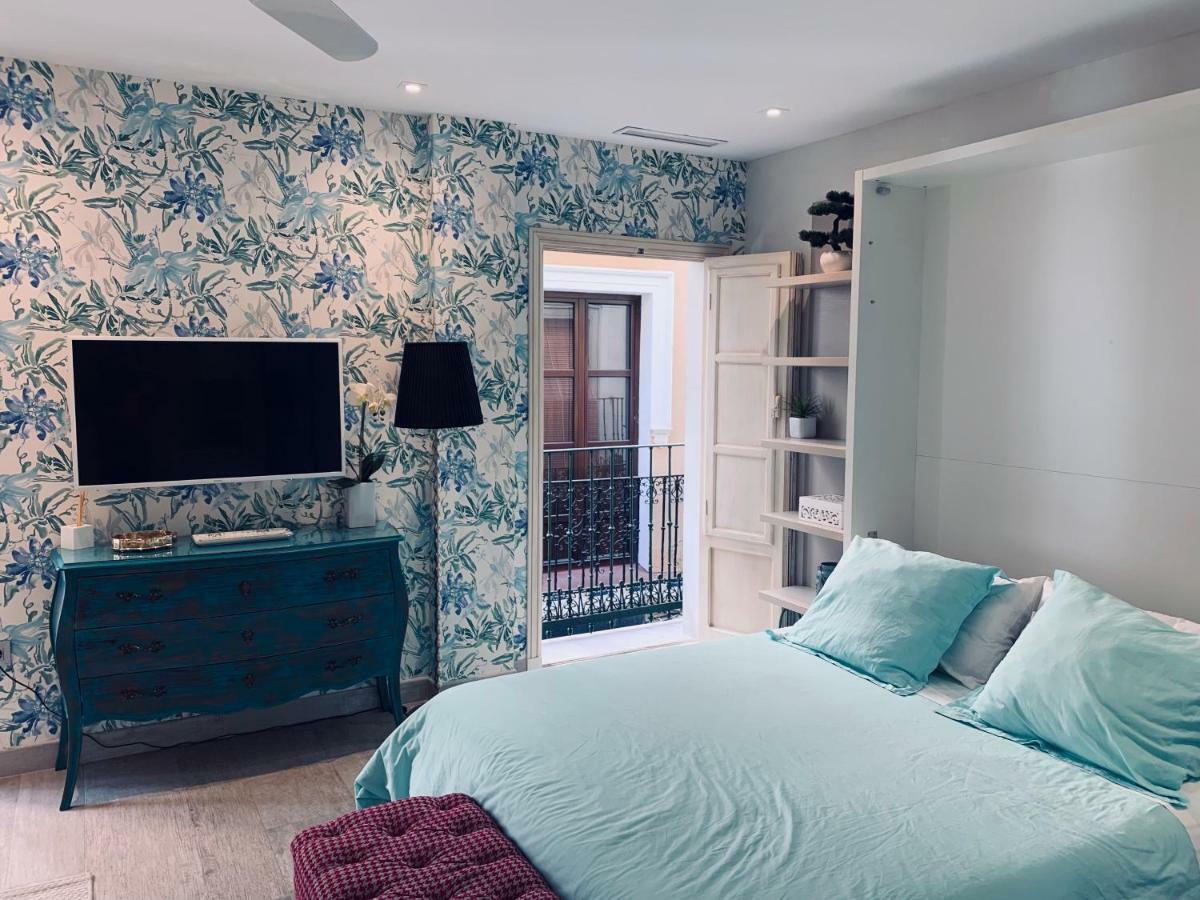 Cathedral Studio, Luxury Studio In Cathedral Area, Parking Optional Sevilla Buitenkant foto